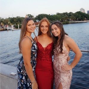 Ellie Wilde Mon Cheri - Red Prom/Formal Dress - Size 2